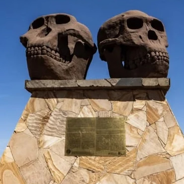 tour-listing-details-slide